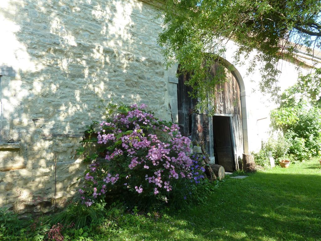 Bed and Breakfast Le Vieux Velo Chaptuzat Pokoj fotografie