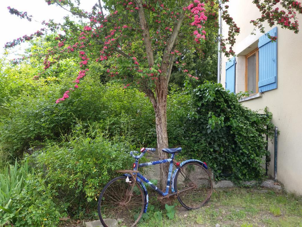 Bed and Breakfast Le Vieux Velo Chaptuzat Exteriér fotografie