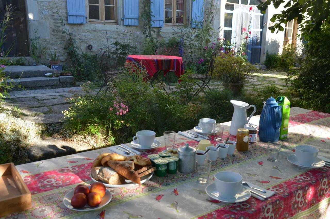 Bed and Breakfast Le Vieux Velo Chaptuzat Exteriér fotografie